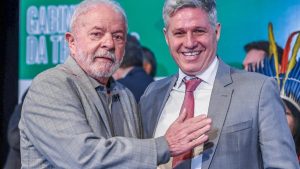 Ministro de Lula diz que invasões do MST a propriedades são "pressões legítimas"